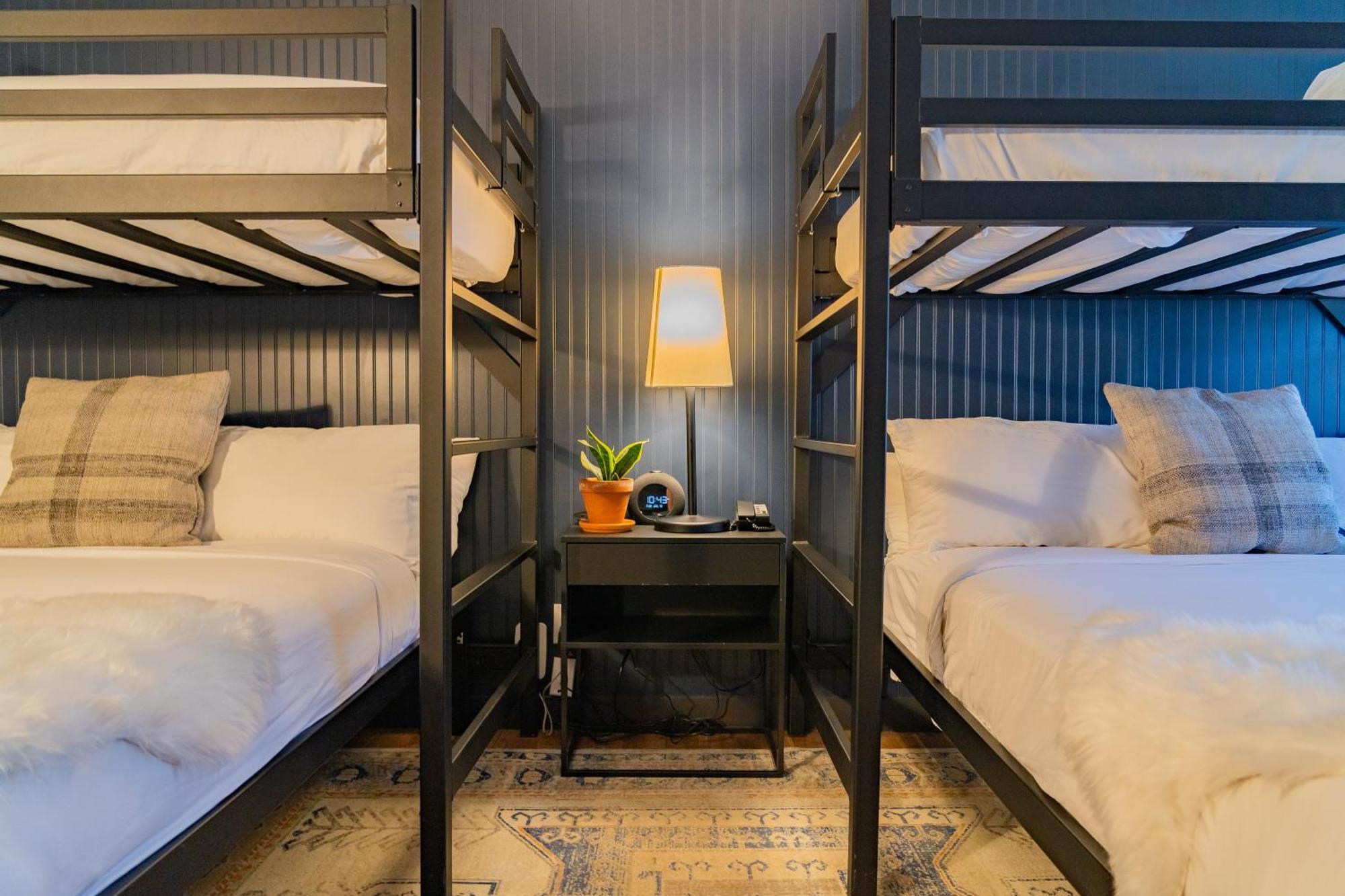 Gravity Haus Winter Park Hotel Luaran gambar